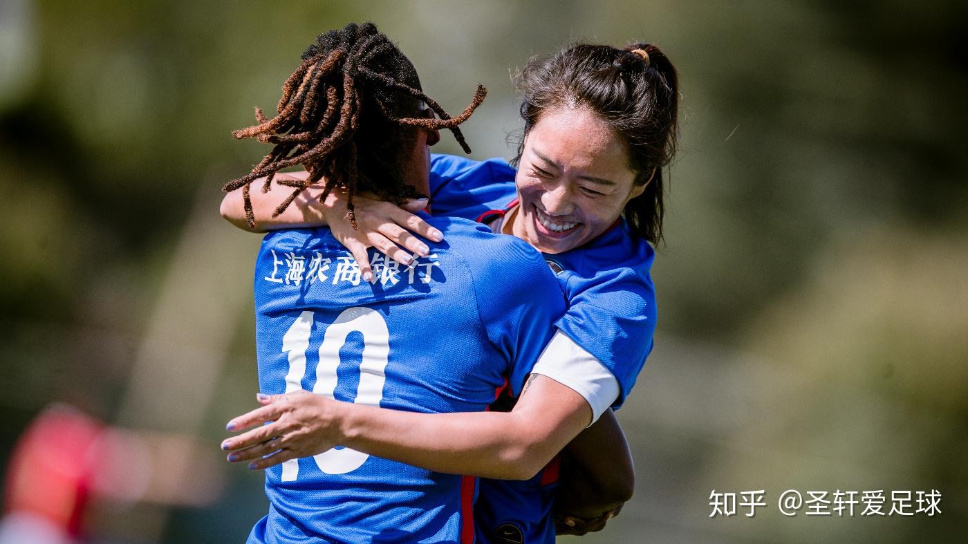 实力碾压对手，国脚轻松取得胜利