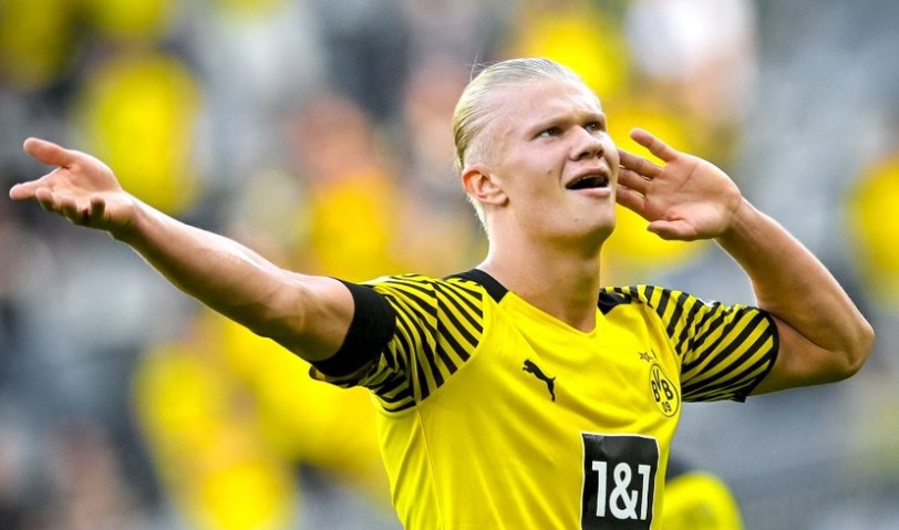 多特蒙德中锋哈兰德连续两轮破门,单赛季最佳射手踪迹的简单介绍 多特蒙德中锋哈兰德连续两轮破门,单赛季最佳射手踪迹的简单介绍