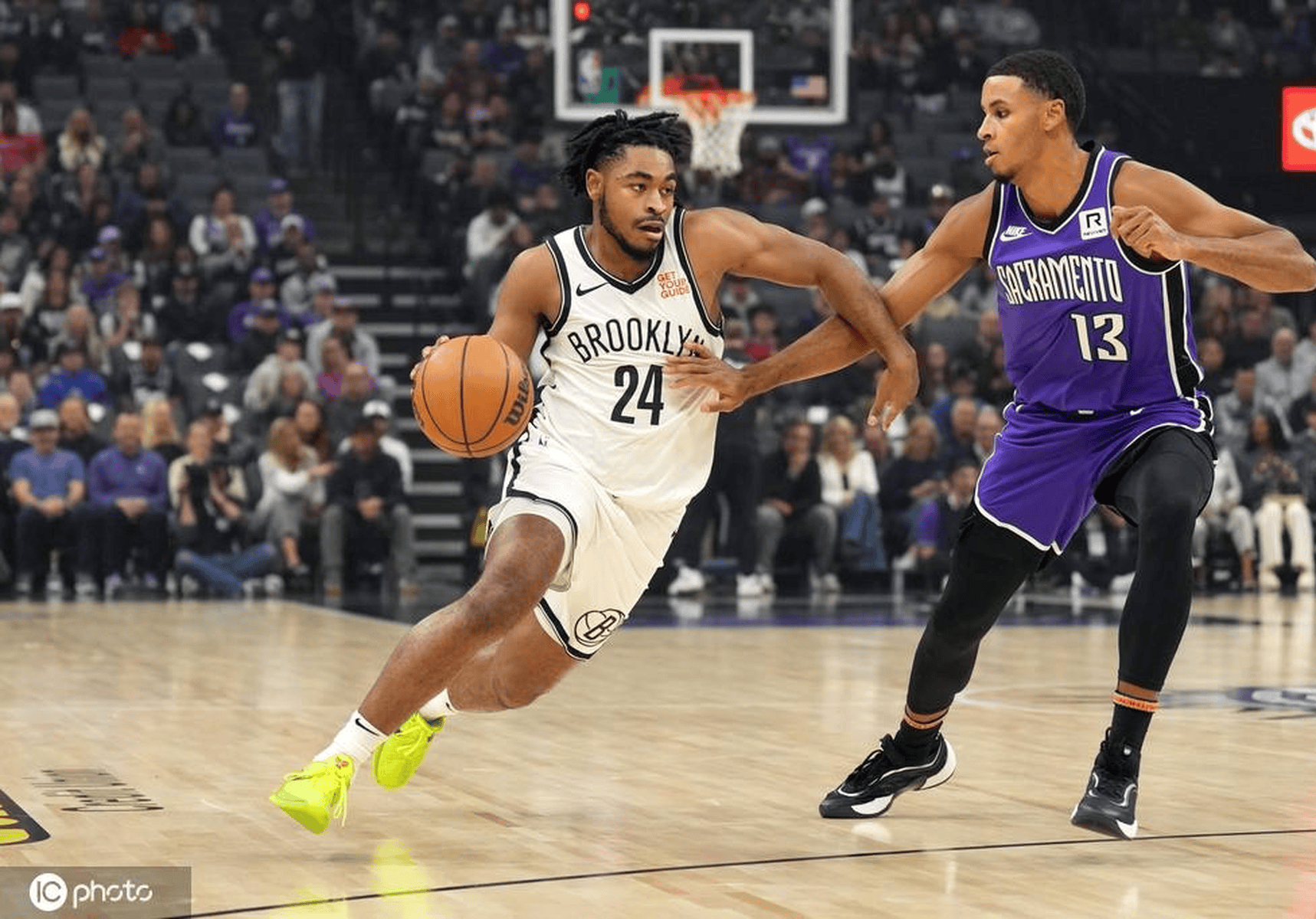 开云体育下载-爵士战胜篮网，捷报频传助球队提神