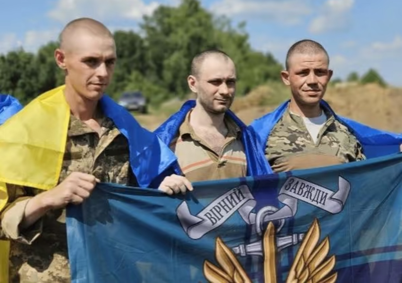 乌克兰队发挥稳定,目前位列小组第一 乌克兰队发挥稳定,目前位列小组第一