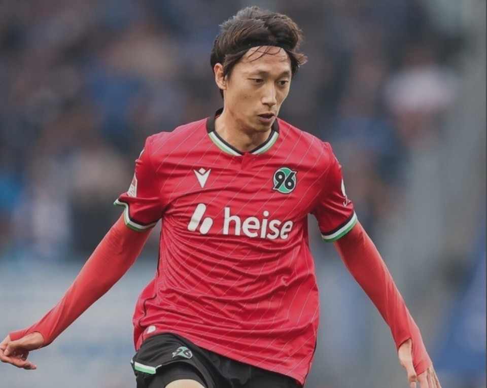 开云体育平台APP-汉诺威96队胜出德甲交锋赞誉无数