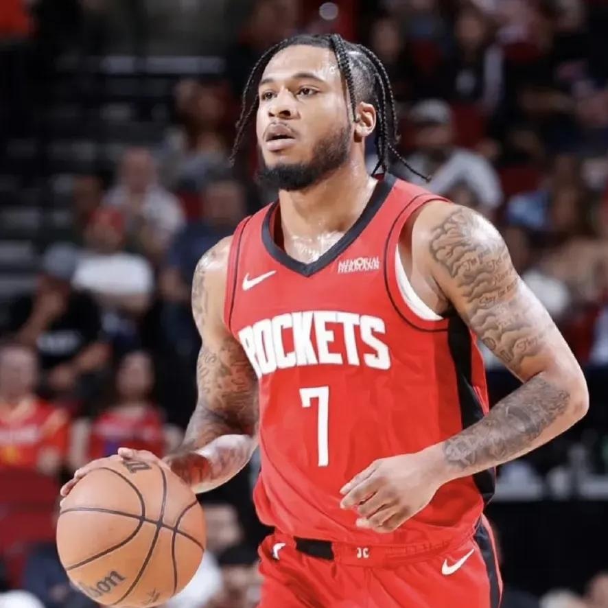 广东队险胜火箭，利拉德点燃赛场