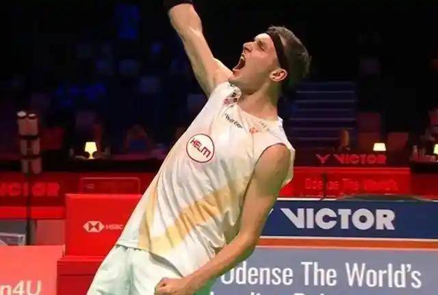 法国队逆转日本队,安赛龙关键制胜 法国队逆转日本队,安赛龙关键制胜