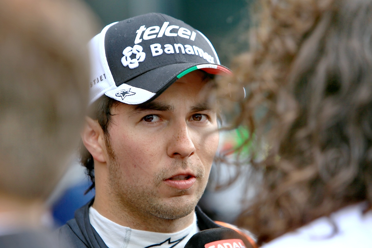 开云体育下载-包含索伯车队险胜迈凯伦,佩雷兹关键制胜的词条