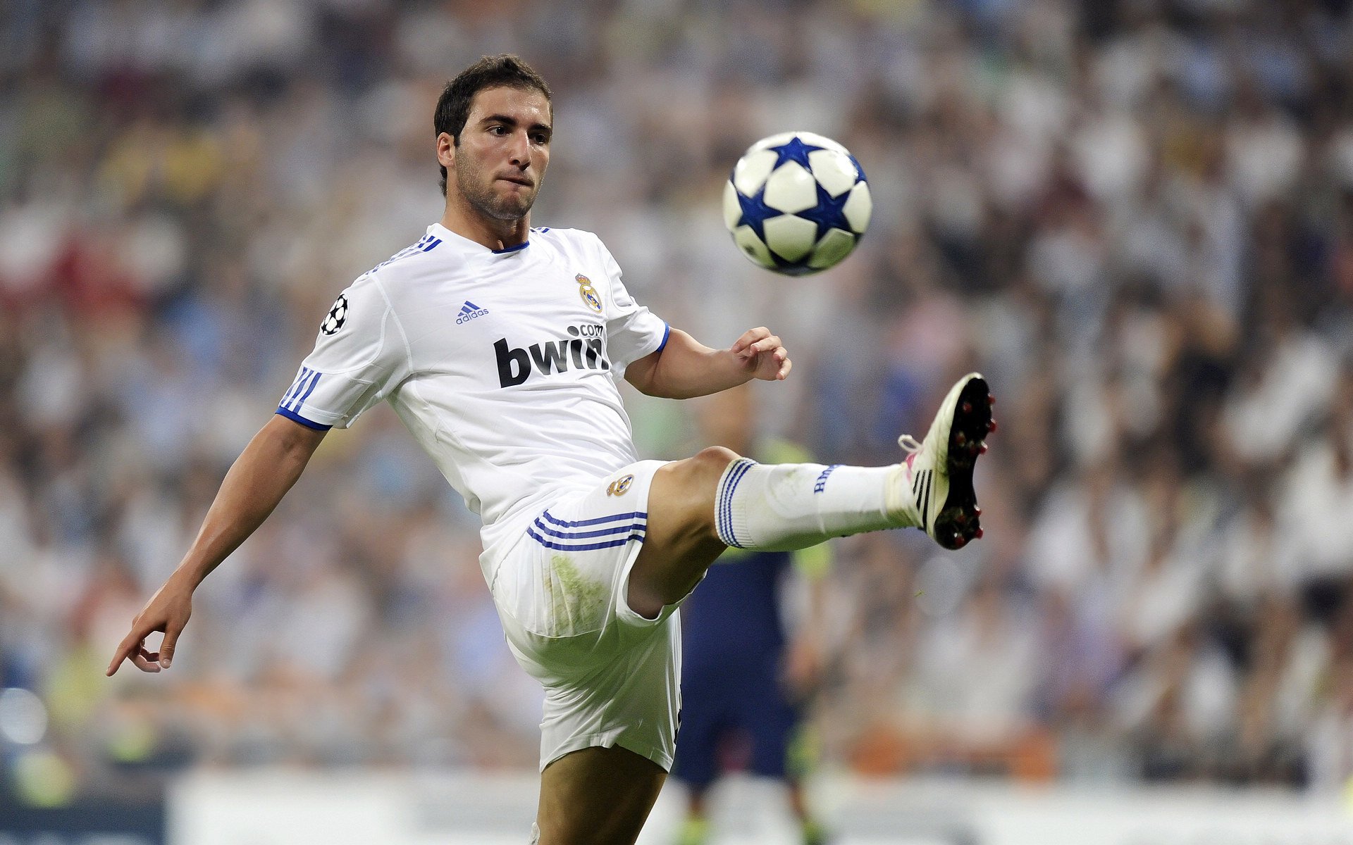 开云体育下载-布鲁诺化身摩纳哥心脏，加时鏖战突尼斯演绎绿茵史诗