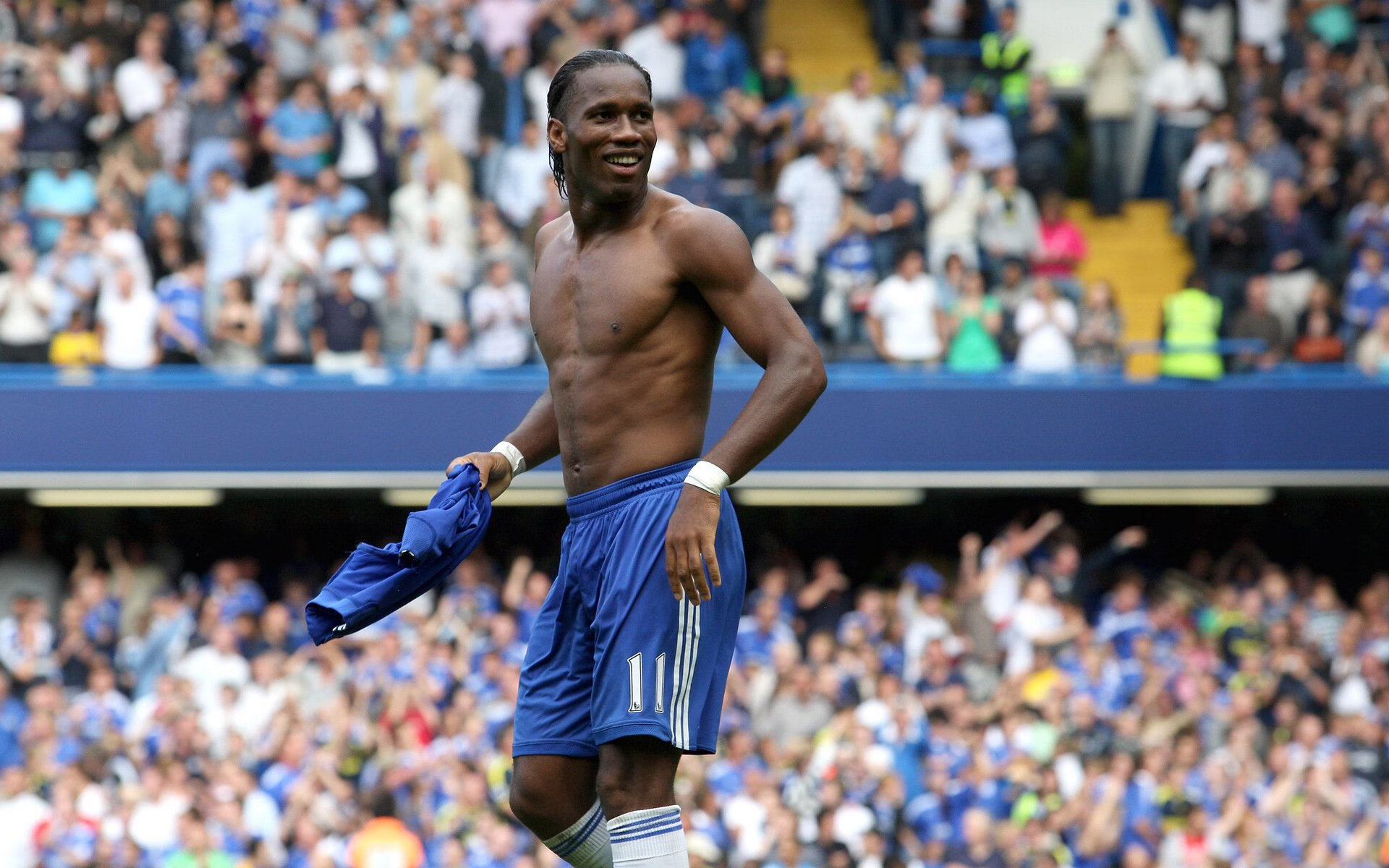 阿劳霍锁死拜仁，塞维利亚收割莱比锡，西甲对德甲的战术反击