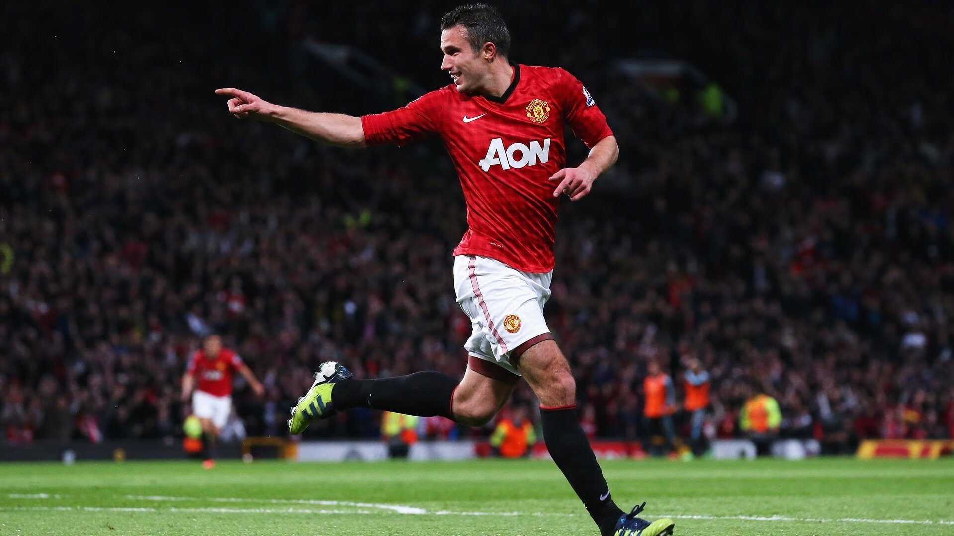 易建联的里程悲,纪录之夜的汗水与孤光